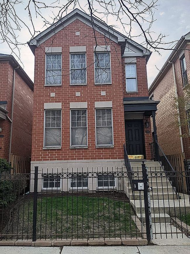 Additional photo 1 of property located at 4622 S Woodlawn Ave