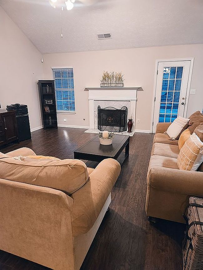 Photo of 1240 Heatherton Rd, Dacula, GA