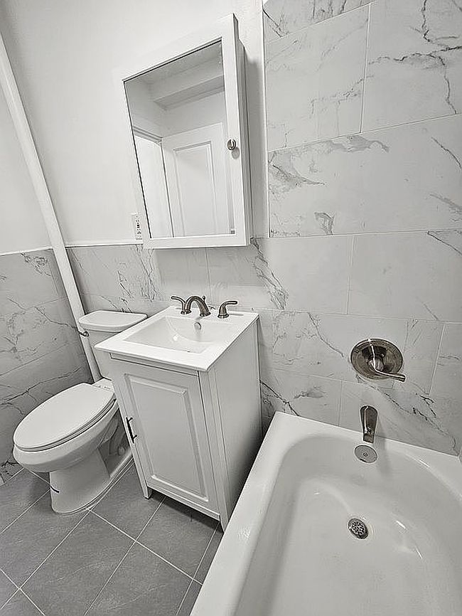 Photo of 44-05 Macnish St #1E, Elmhurst, NY