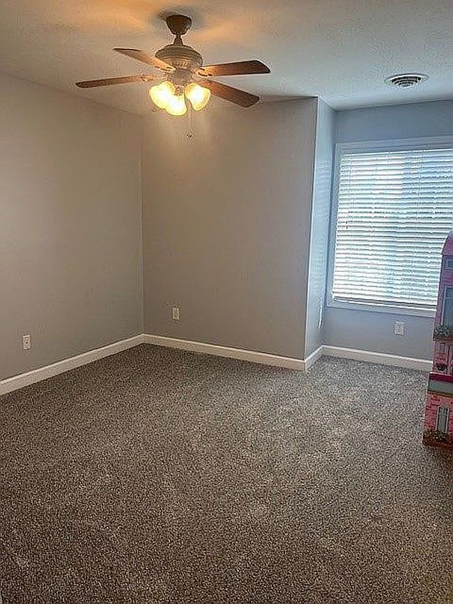 Image of 847 Meadowcrest Cir