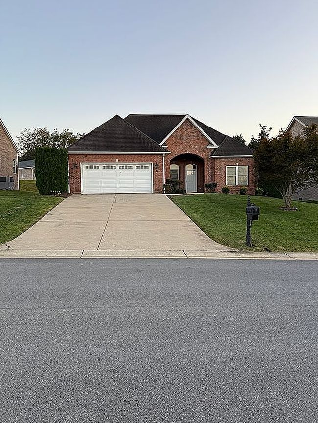 Photo of 406 Manchester Pl