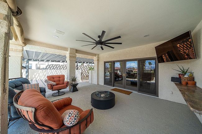 Image of 2000 Palmer Dr