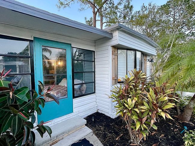 Photo of 181 N Lake Dr, Leesburg, FL