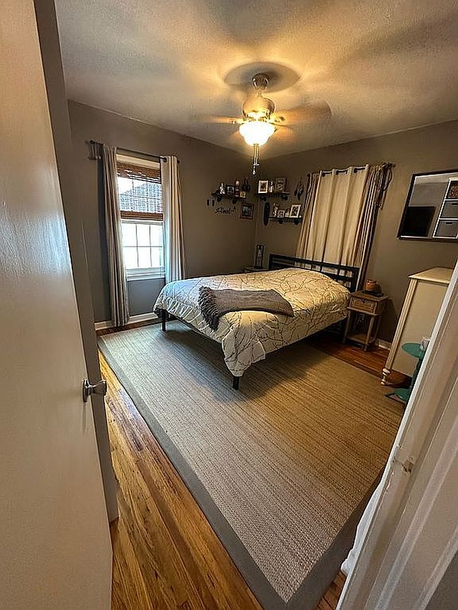 Photo of 514 Pine St, Reinbeck, IA