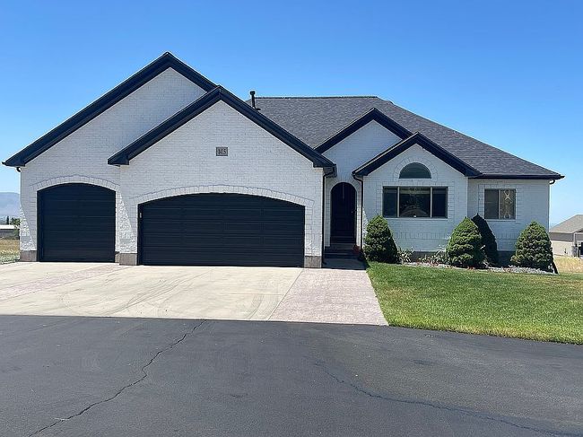 Additional photo 1 of property located at 1415 Pass Canyon Rd