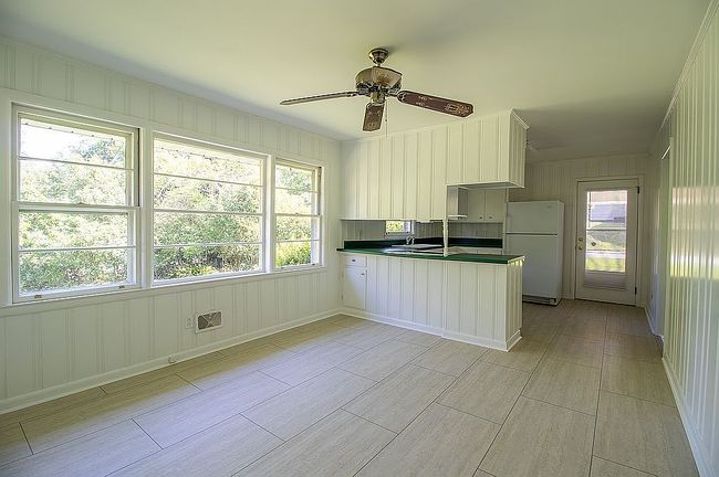 Additional photo 3 of property located at 1410 Waccamaw Dr