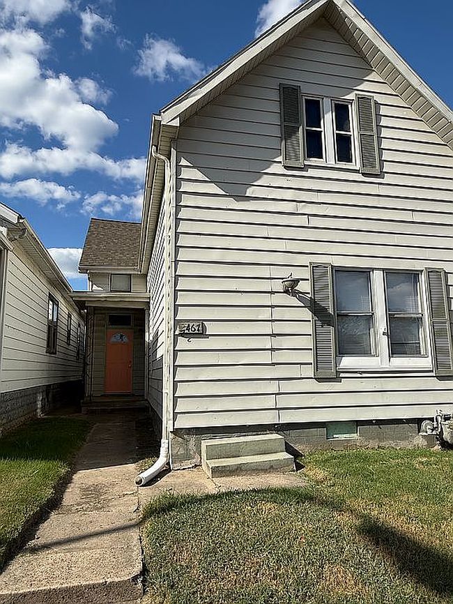 Photo of 2467 W Franklin St