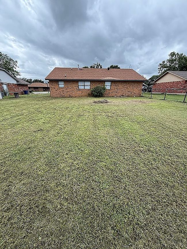 Photo of 506 Scott St, Wayne, OK