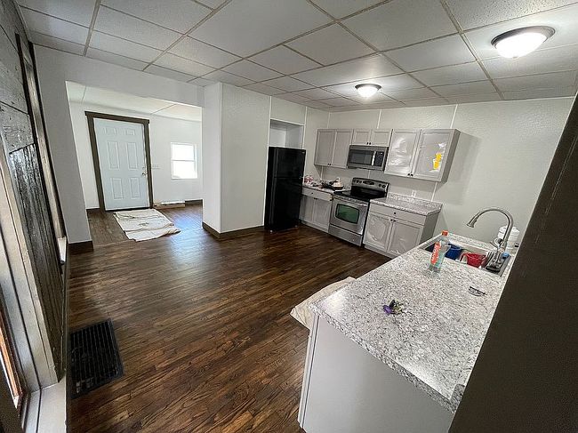 Photo of 2018 Howard Ave