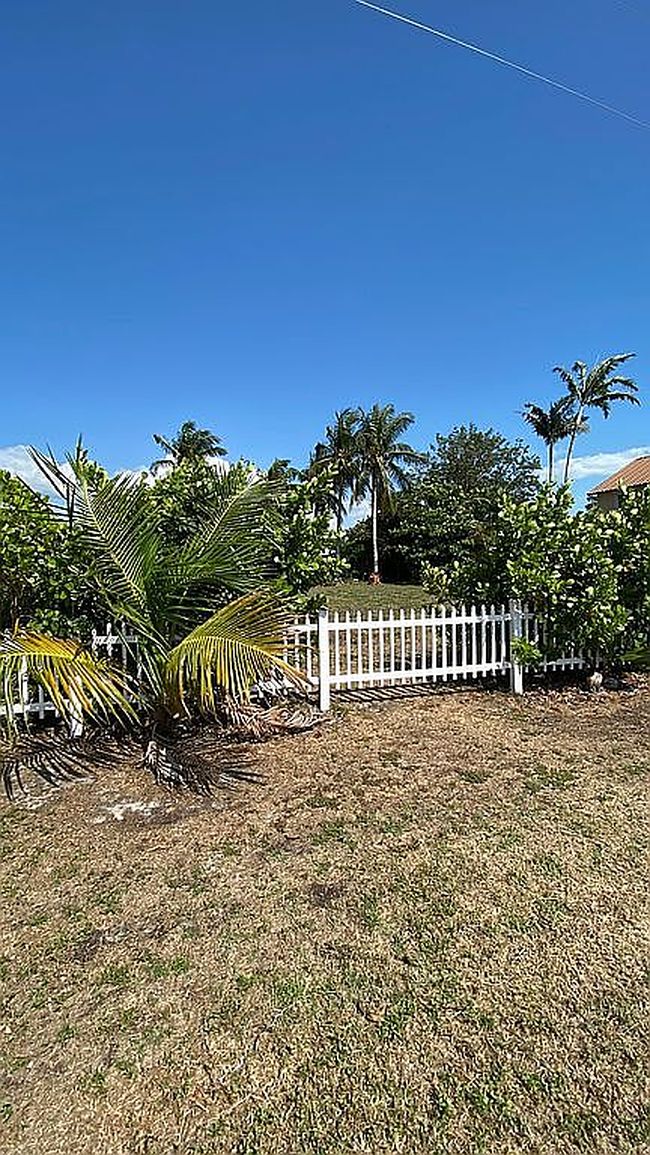 Image of 1564 Biscayne Way