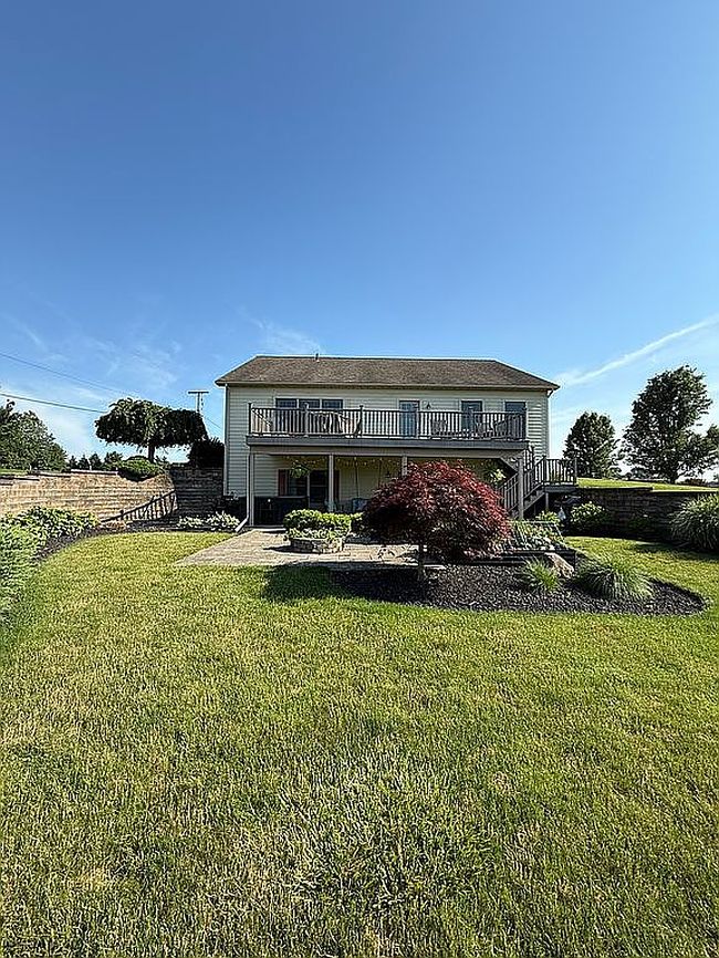 Photo of 101 Brookside Dr, Bucyrus, OH