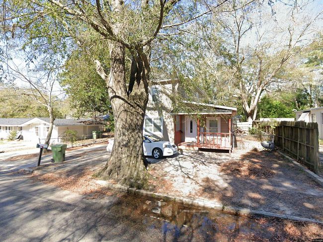 Photo of 611 Chestnut St