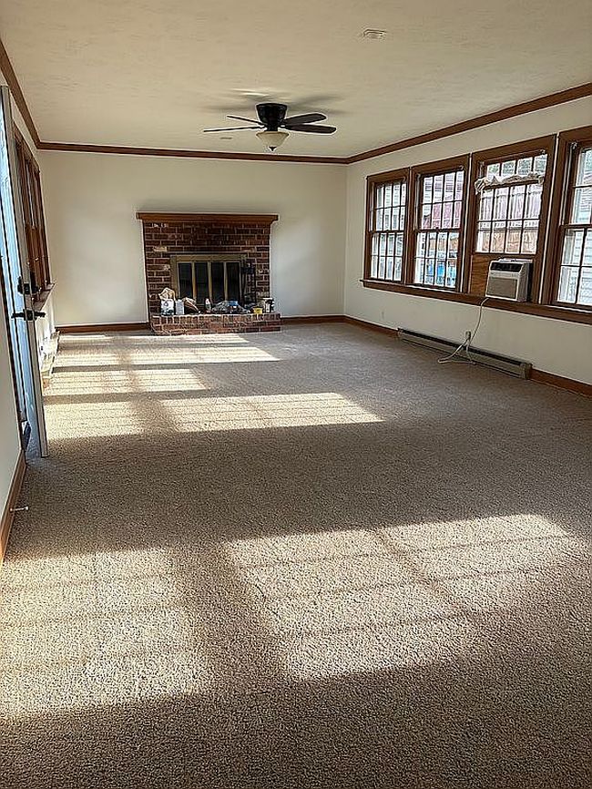 Photo of 3 E Sedgwick St, Sandston, VA