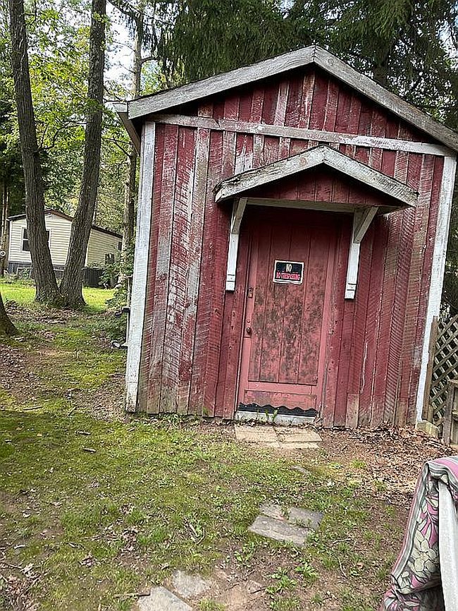 Photo of 321 Holly Lynn Dr, Hazle Township, PA