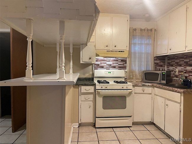 Additional photo 3 of property located at 412 Briarbrook Dr