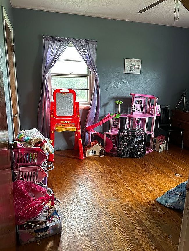 Photo of 1109 E Pine St, Percy, IL