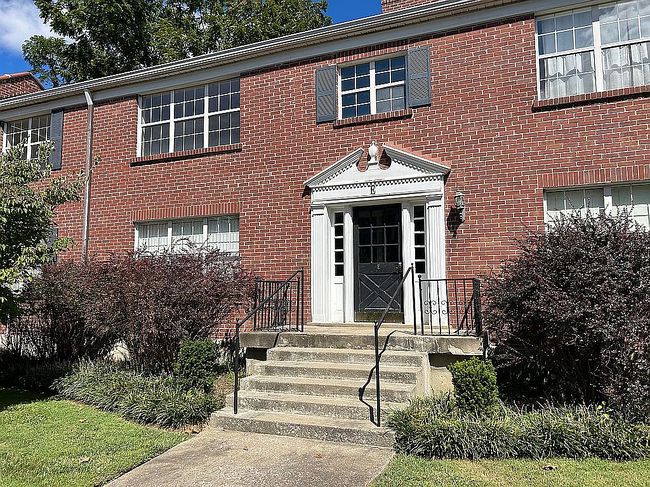 Image of 114 Crescent Ave Apt E4