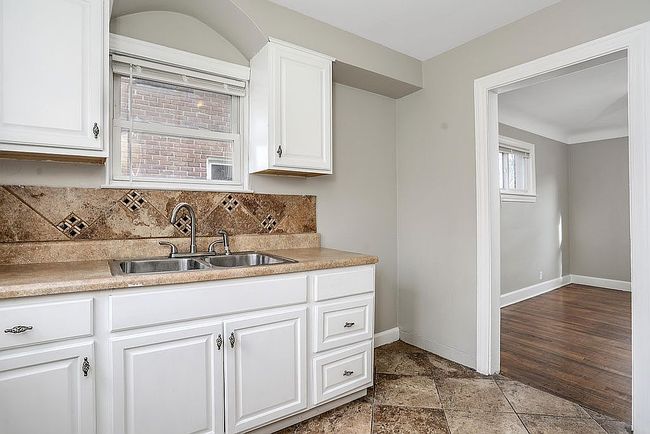 Image of 15701 Saint Marys St