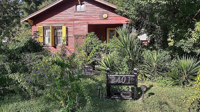 Image of 2401 N 17th Ave