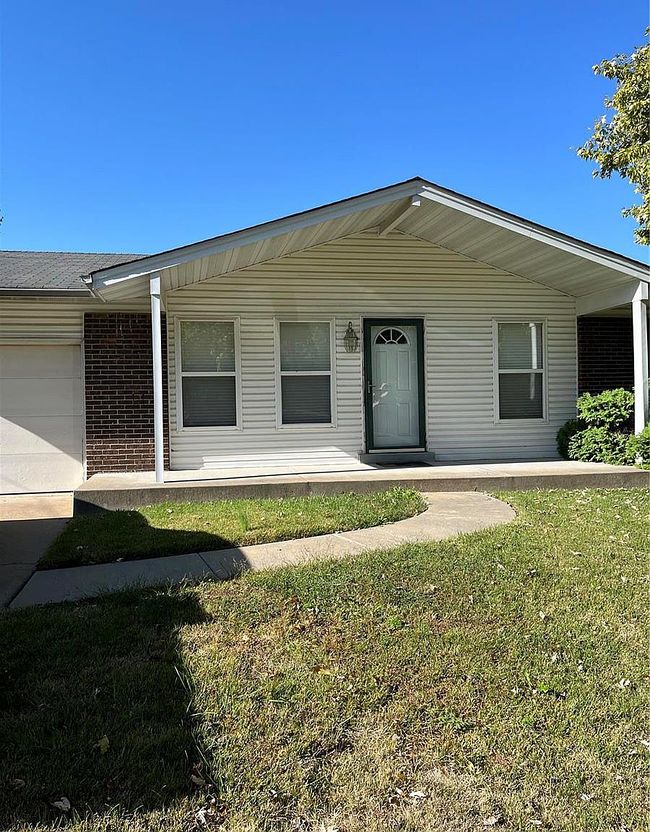 Additional photo 1 of property located at 3533 El Ferrol Ct