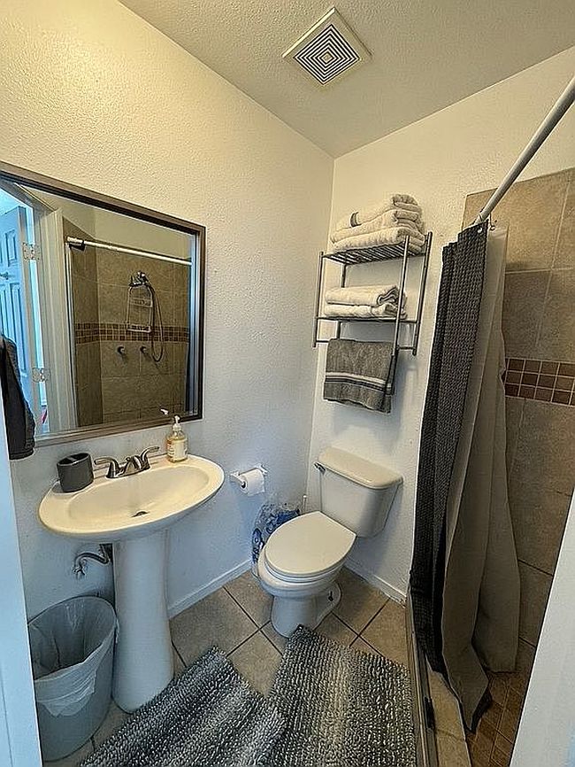Photo of 905 Coal Ave Sw