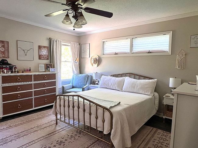 Photo of 102 Rockingham Rd, Seneca, SC