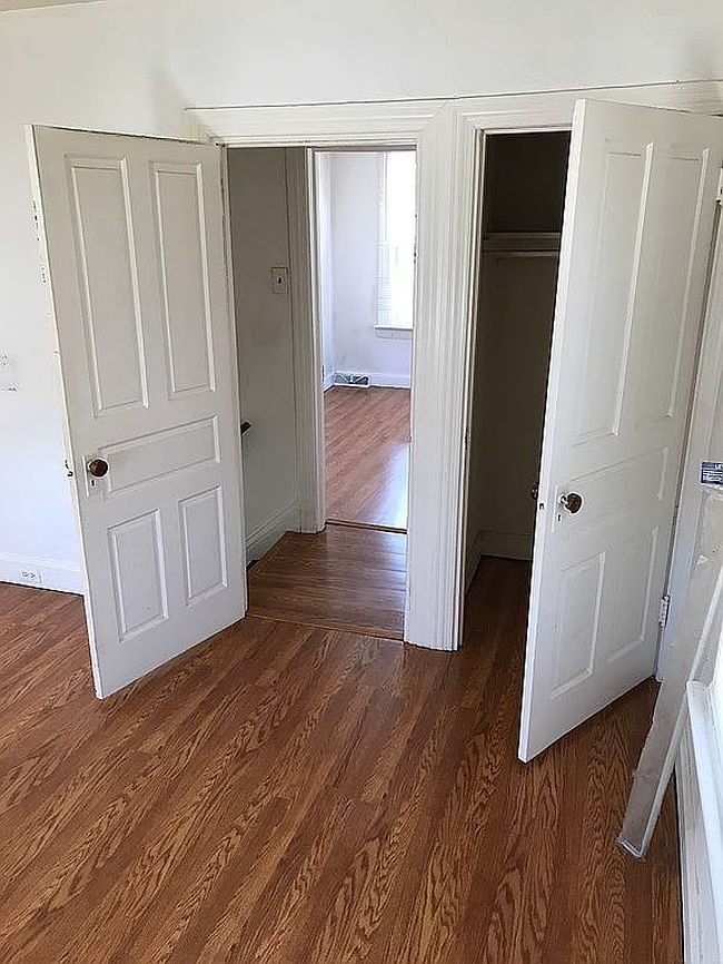 Image of 123 S 4th St