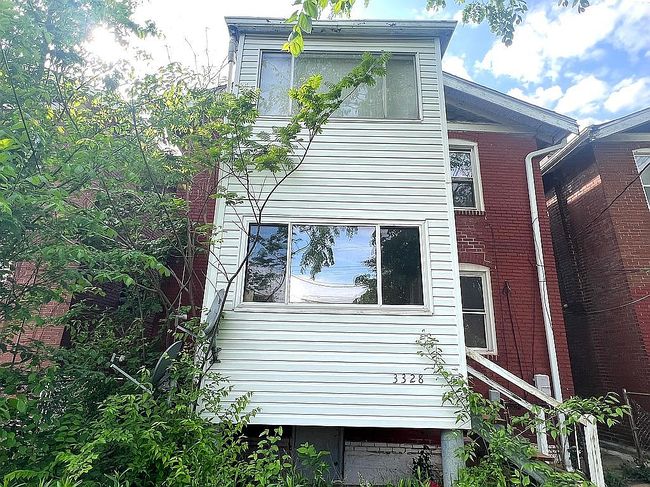 Image of 3328 Aubert Ave