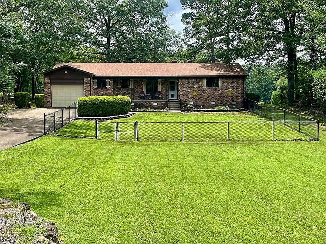 Image of 235 Arlington Dr