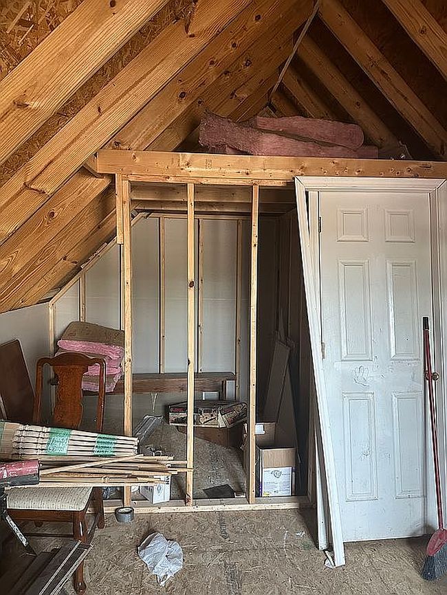 Photo of 27 Savage Dr, Craigsville, WV