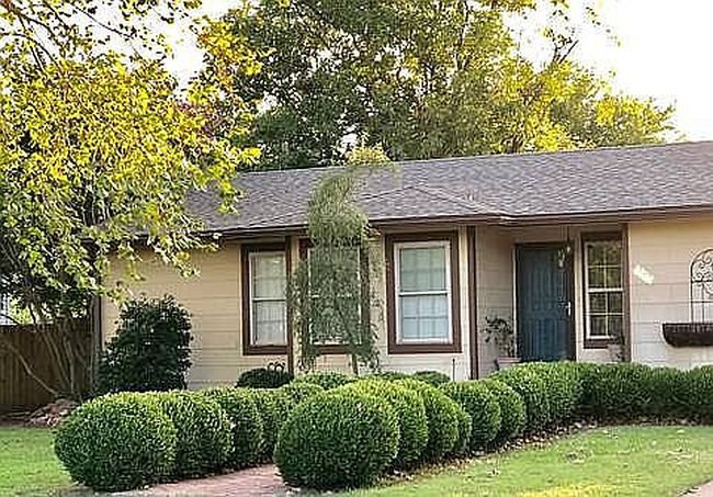 Photo of 607 N 7th St