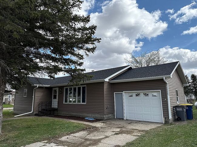 Image of 108 4th St N