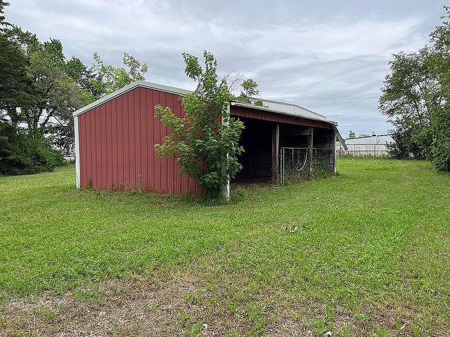 Image of 10630 W Carr Ave