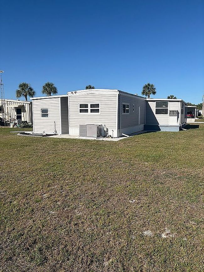 Image of 2736 Roger St