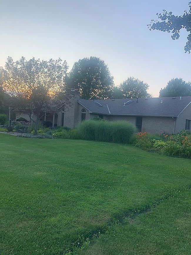 Photo of 3221 Oxford Middletown Rd, Trenton, OH
