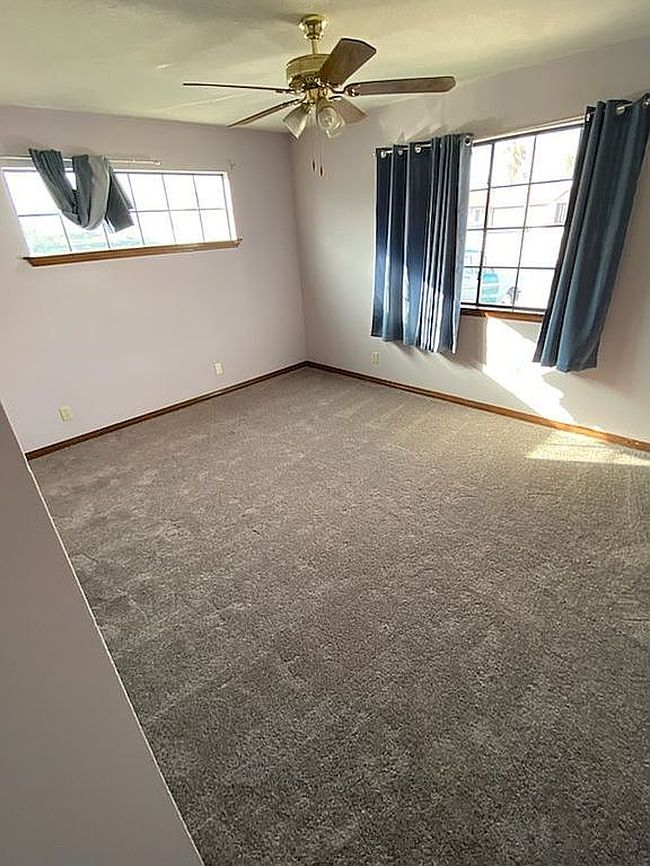 Photo of 1727 Cherokee Ln, Las Vegas, NV