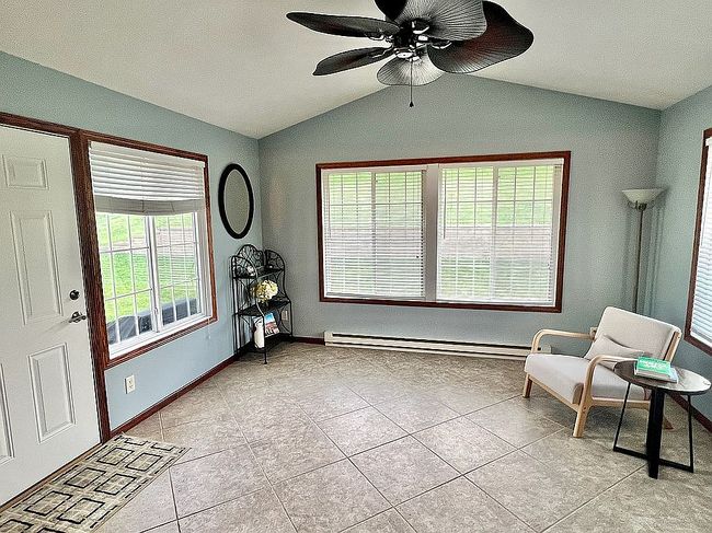 Image of 3302 Brook Hollow Dr