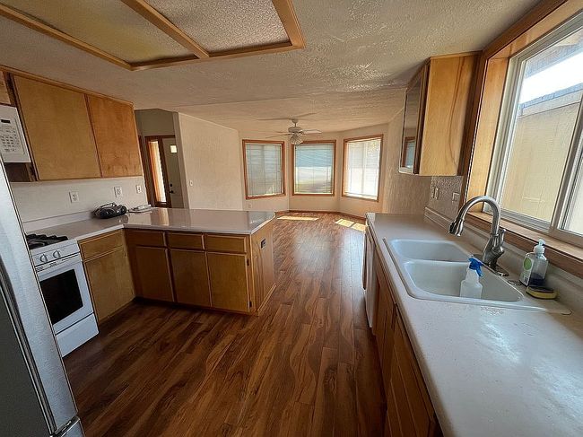 Photo of 158 Meadow View Dr, Phoenix, OR