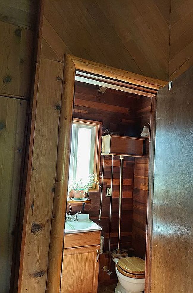 Photo of 83112 Dufur Valley Rd, Dufur, OR