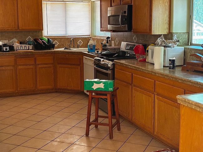 Photo of 4940 Papya Rd, Forest Ranch, CA
