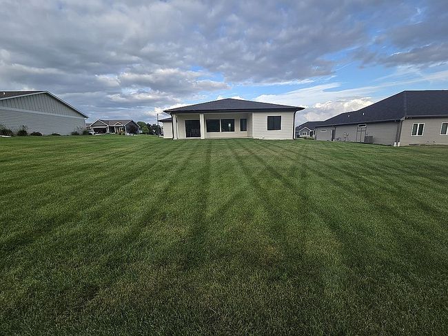 Photo of 1227 Blackhawk Ct, Hinton, IA