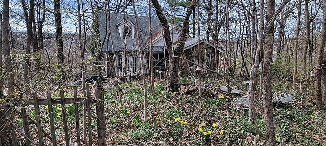 Image of 94 Courter Ave