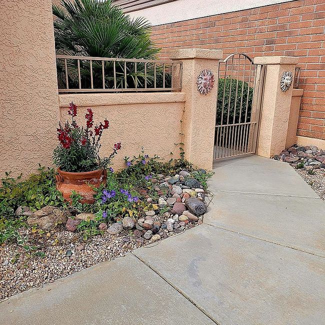 Image of 1531 W Acala St