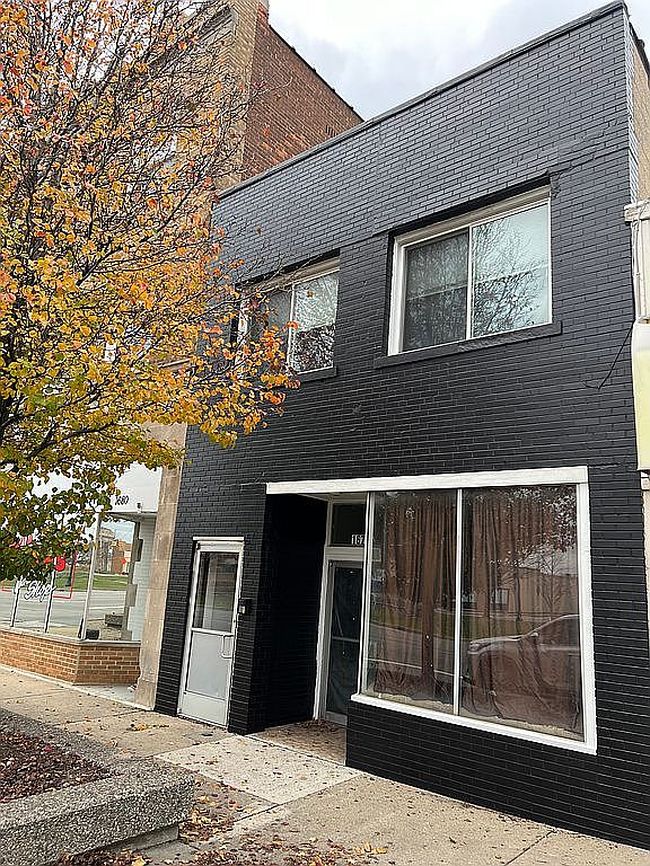 Photo of 1678 Fort St