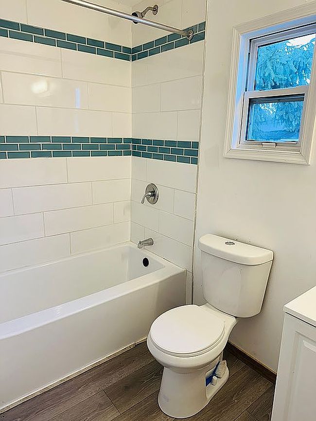 Image of 84-90 N 6th St