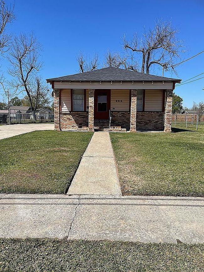Image of 424 Bank St