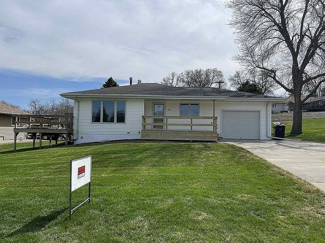 Photo of 601 Valley St, Pender, NE