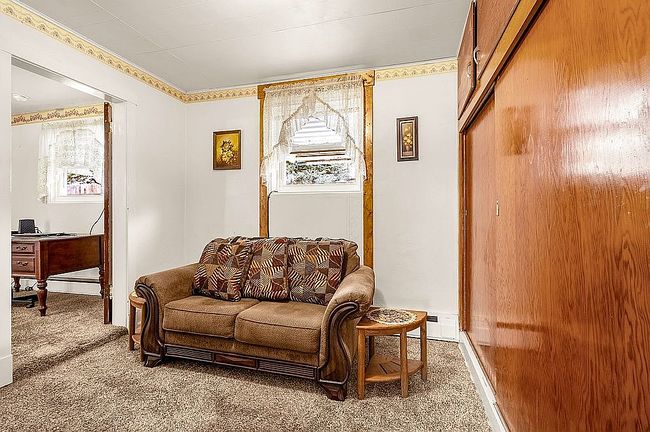 Image of 921 Atchison Ave