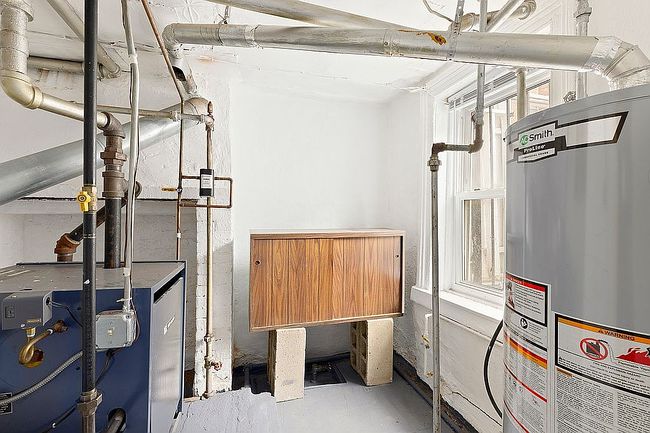 Photo of 342 Carroll St, Brooklyn, NY