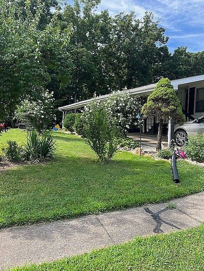 Photo of 21490 Lakeview Estates Dr, Warrenton, MO